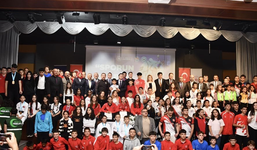 KIRIKKALE’DE SPORUN ENLERİ GECESİ: BAŞARININ, EMEĞİN VE GURURUN BULUŞMASI! 